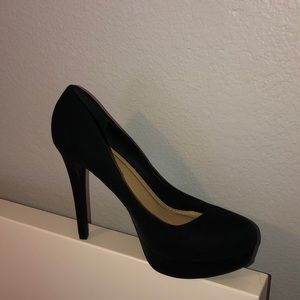 Black suede heels